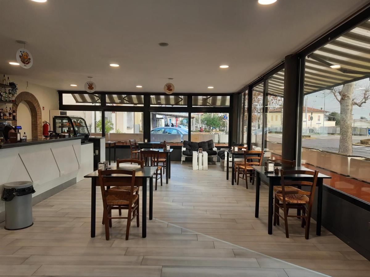 R&B Hotel Alfonsine ภายนอก รูปภาพ