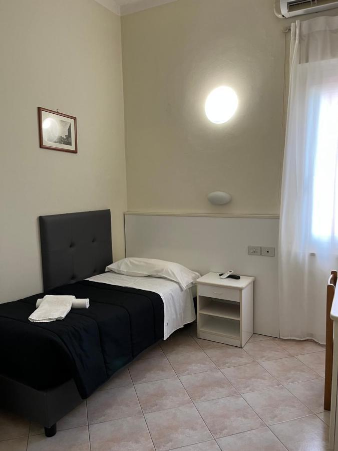 R&B Hotel Alfonsine ภายนอก รูปภาพ