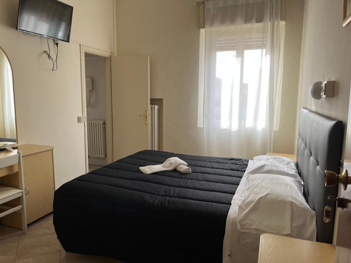 R&B Hotel Alfonsine ภายนอก รูปภาพ